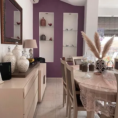 Christina's * 斯基亚索斯镇