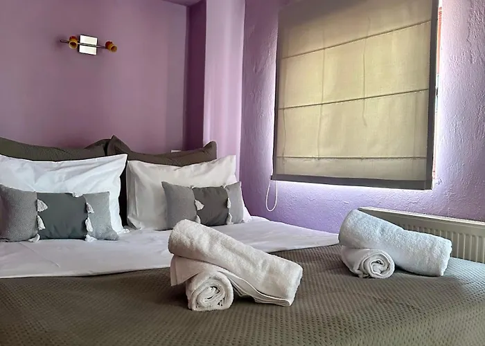 Christina's * Skiathos Town